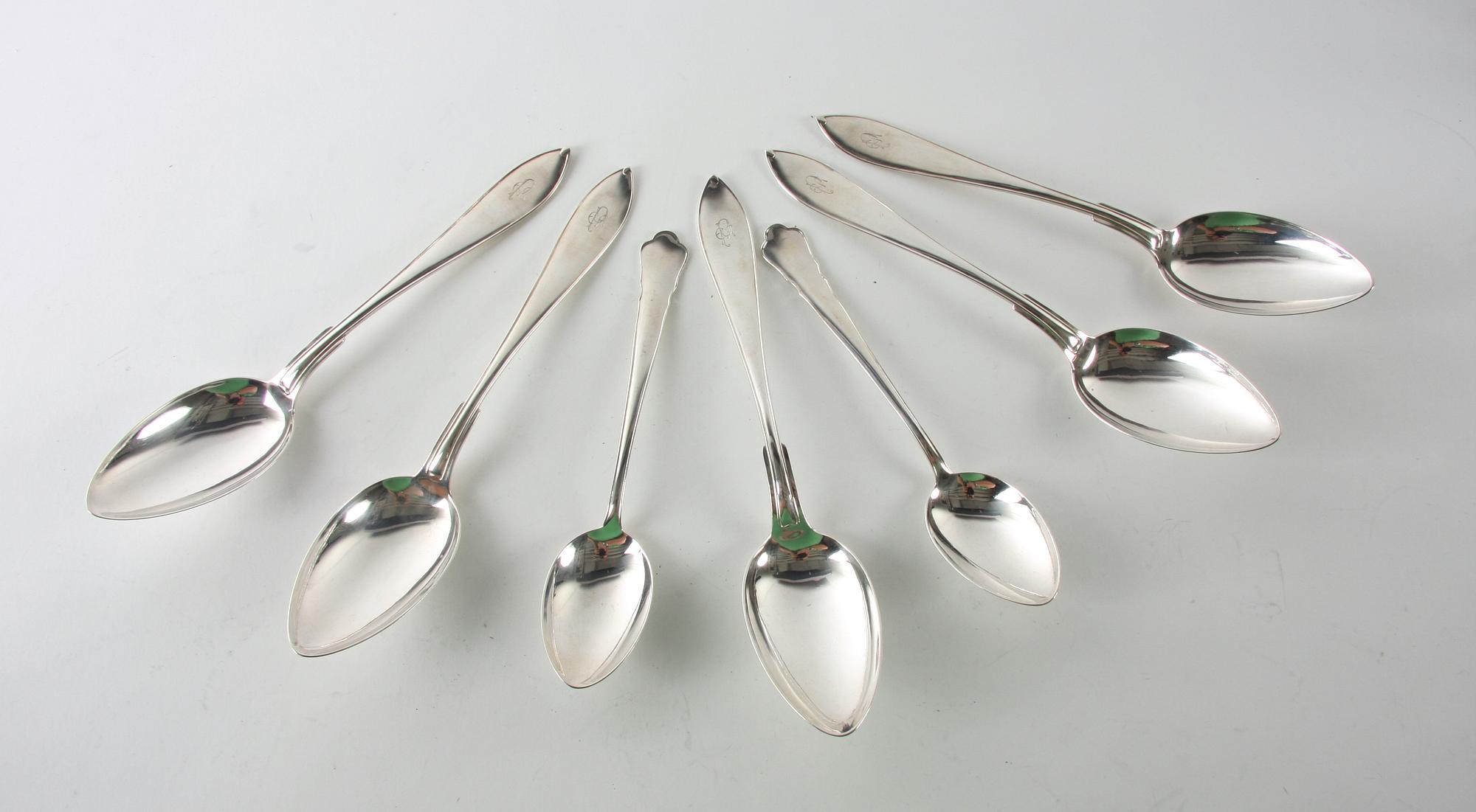 SKEDAR, 5+2 st, silver.