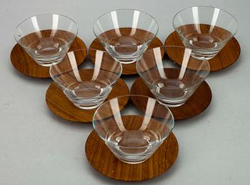 A SET OF SIX DESSERT DISHES.