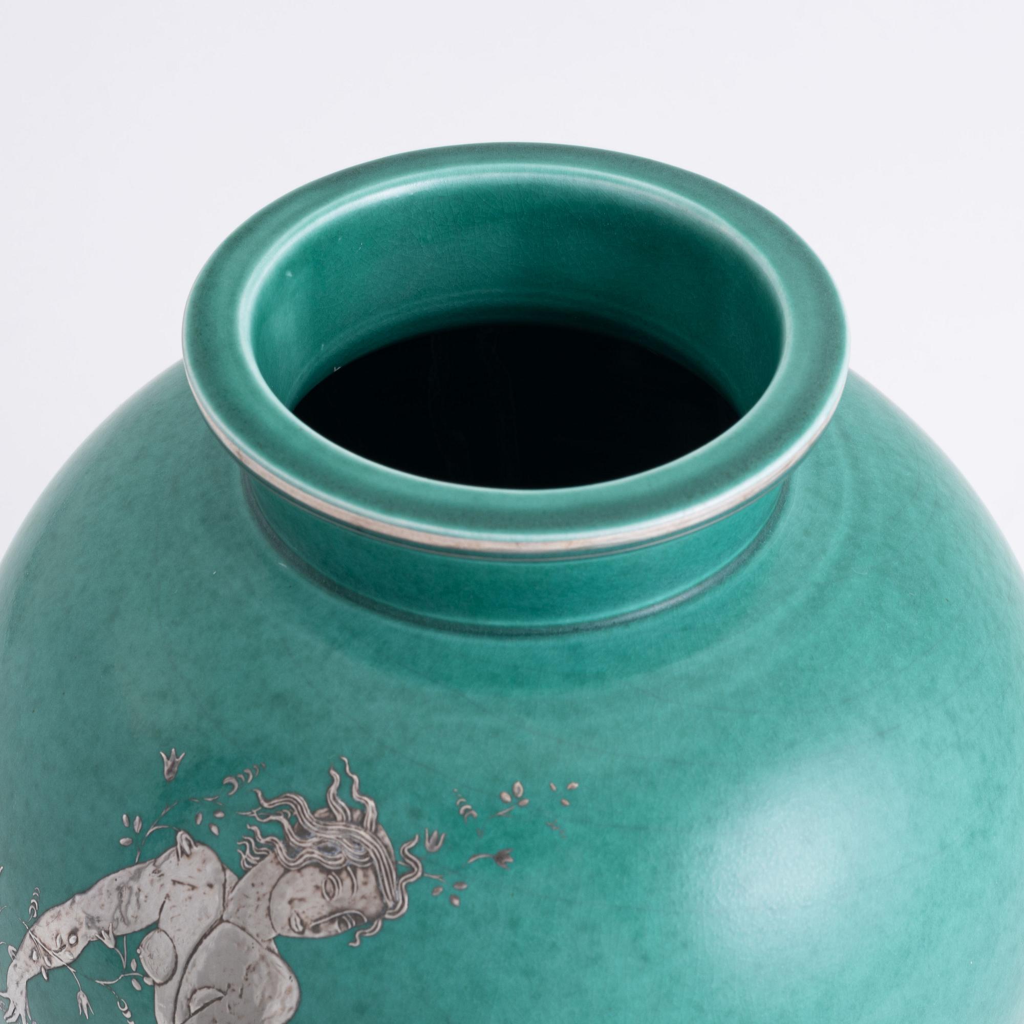Wilhelm Kåge, an 'Argenta' stoneware vase, Gustavsberg studio, Sweden 1942.