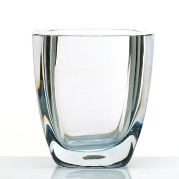 Gunnar Cyrén, Gerda Strömberg, Firma Svenskt Tenn and others, a group of decorative vases, ashtrays etc, 20th c.