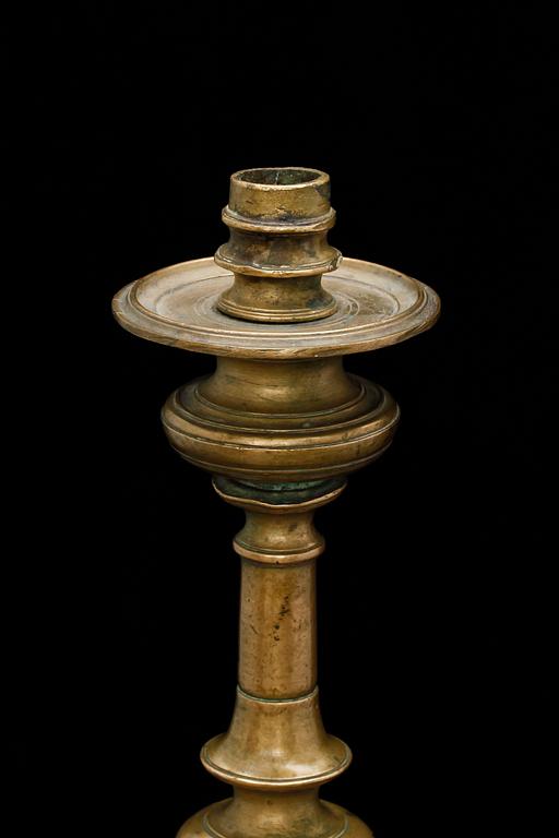 LJUSSTAKE, mässing, barock, 16/1700-tal.