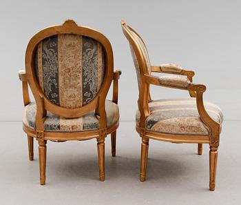 SALONGSGRUPP, 4 delar, gustaviansk stil, 1900-talets början.