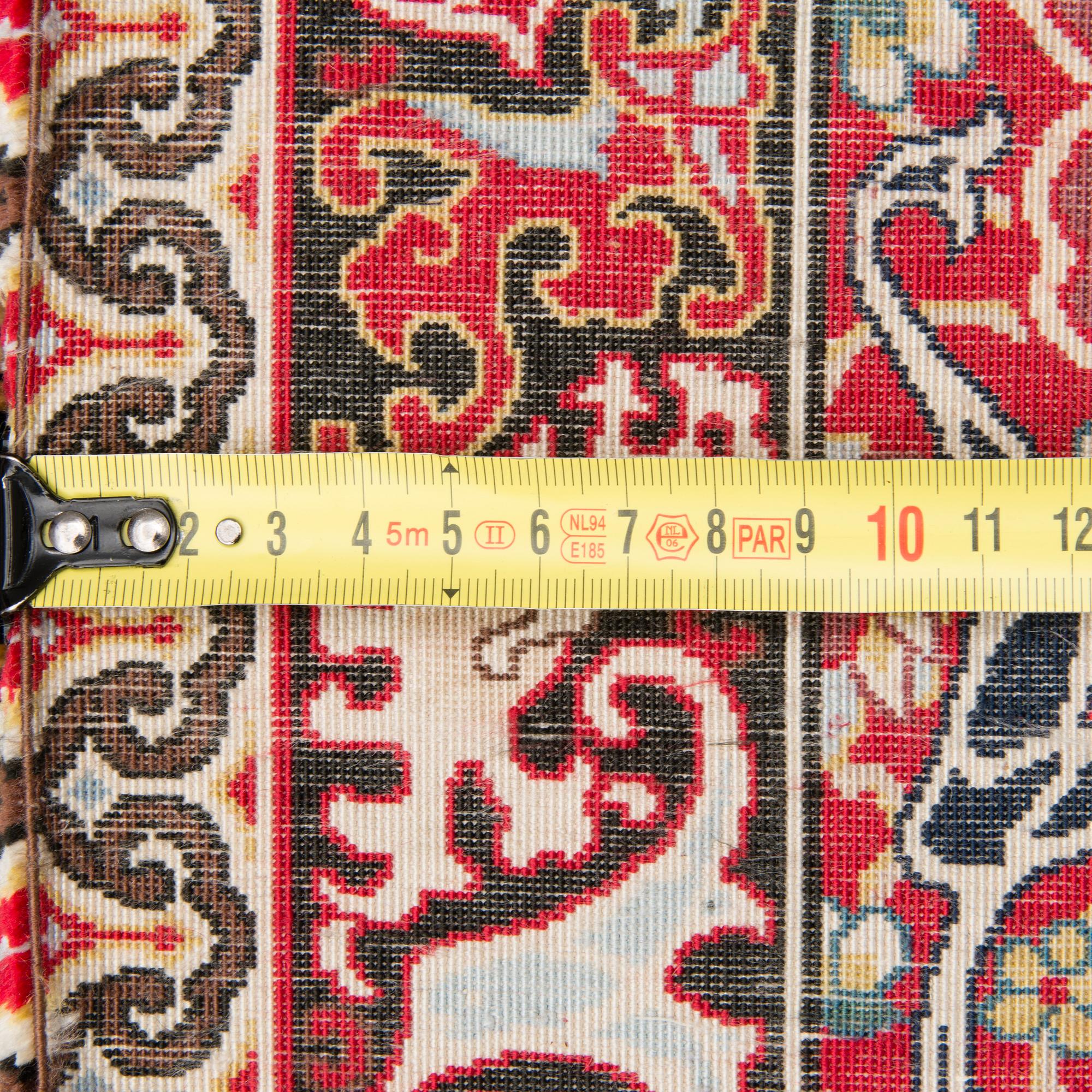 MATTA, Silke, Iran, old, 275x185 cm.