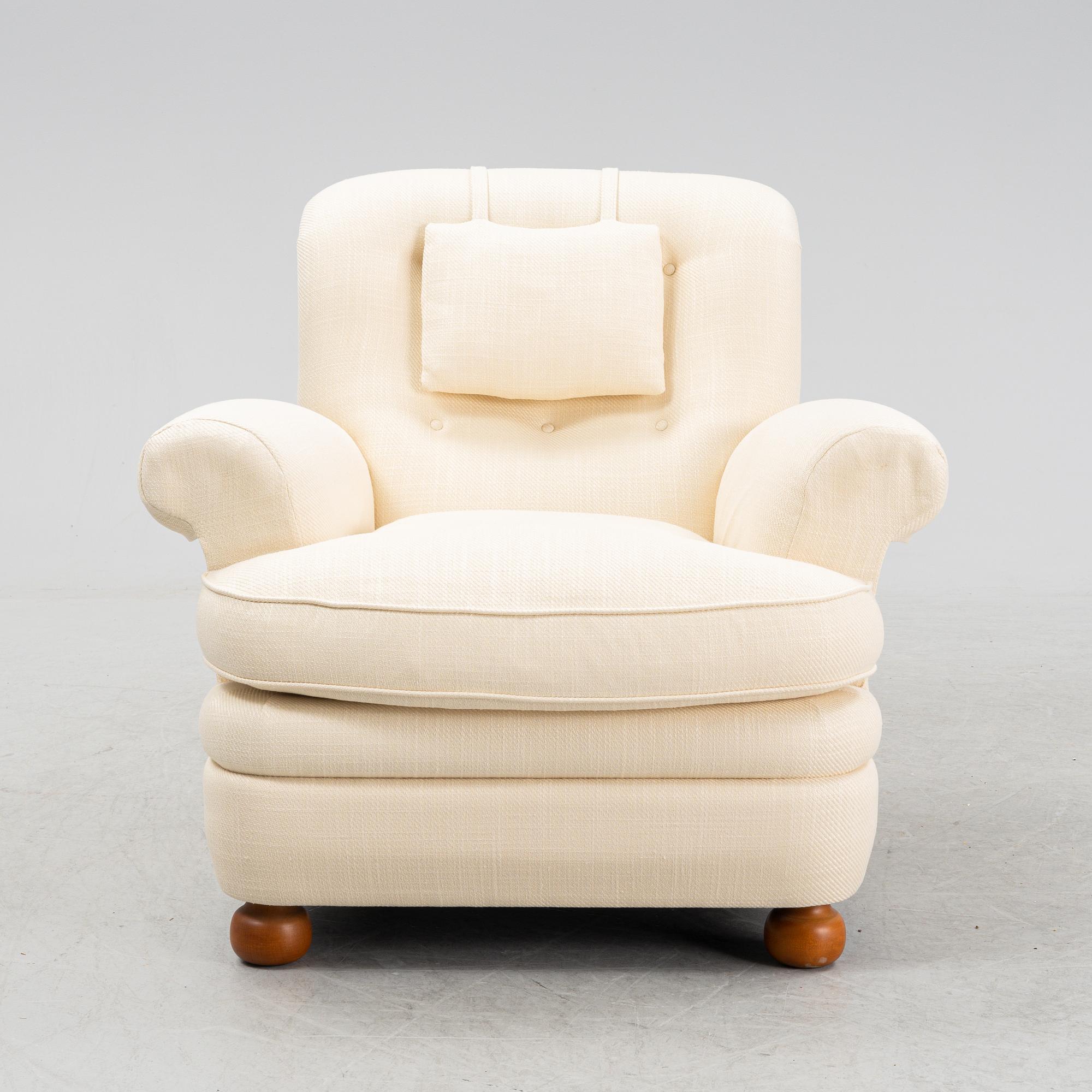 Josef Frank, an upholstered easy chair, model 336, Svenskt Tenn, Sweden 2013.