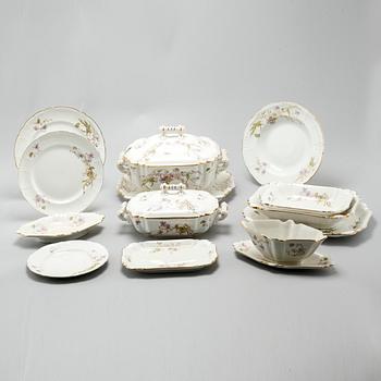 MATSERVIS, 49 delar, opakgods, "Viola", Gustavsberg, tillverkad 1895-1930.