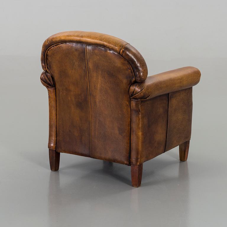 FÅTÖLJ, läder,  1900-talets slut.