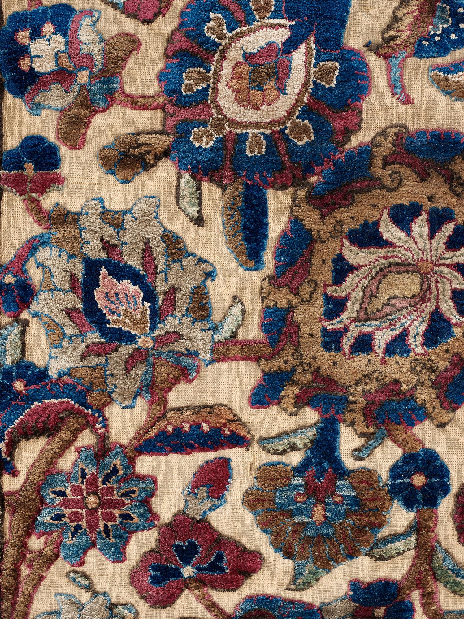 SEMI-ANTIQUE SILK KASHAN SOUF (in relief). 202 x 130 cm.