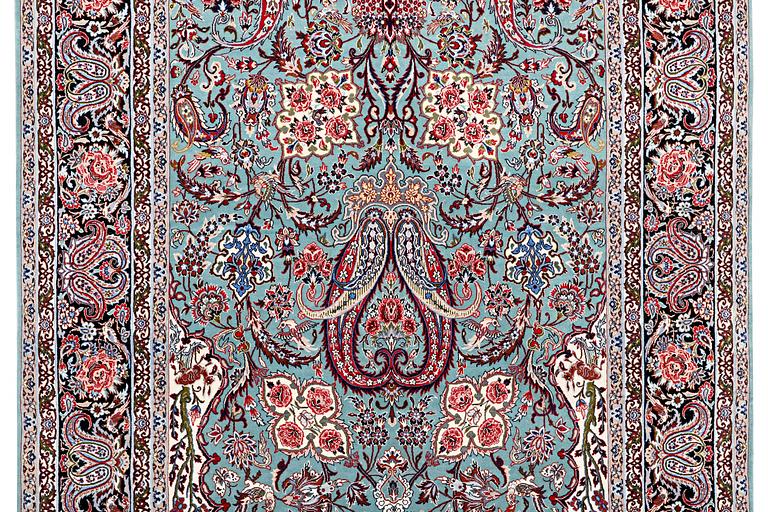 Matta, Isfahan, silkesinslag, ca. 238 x 154 cm.