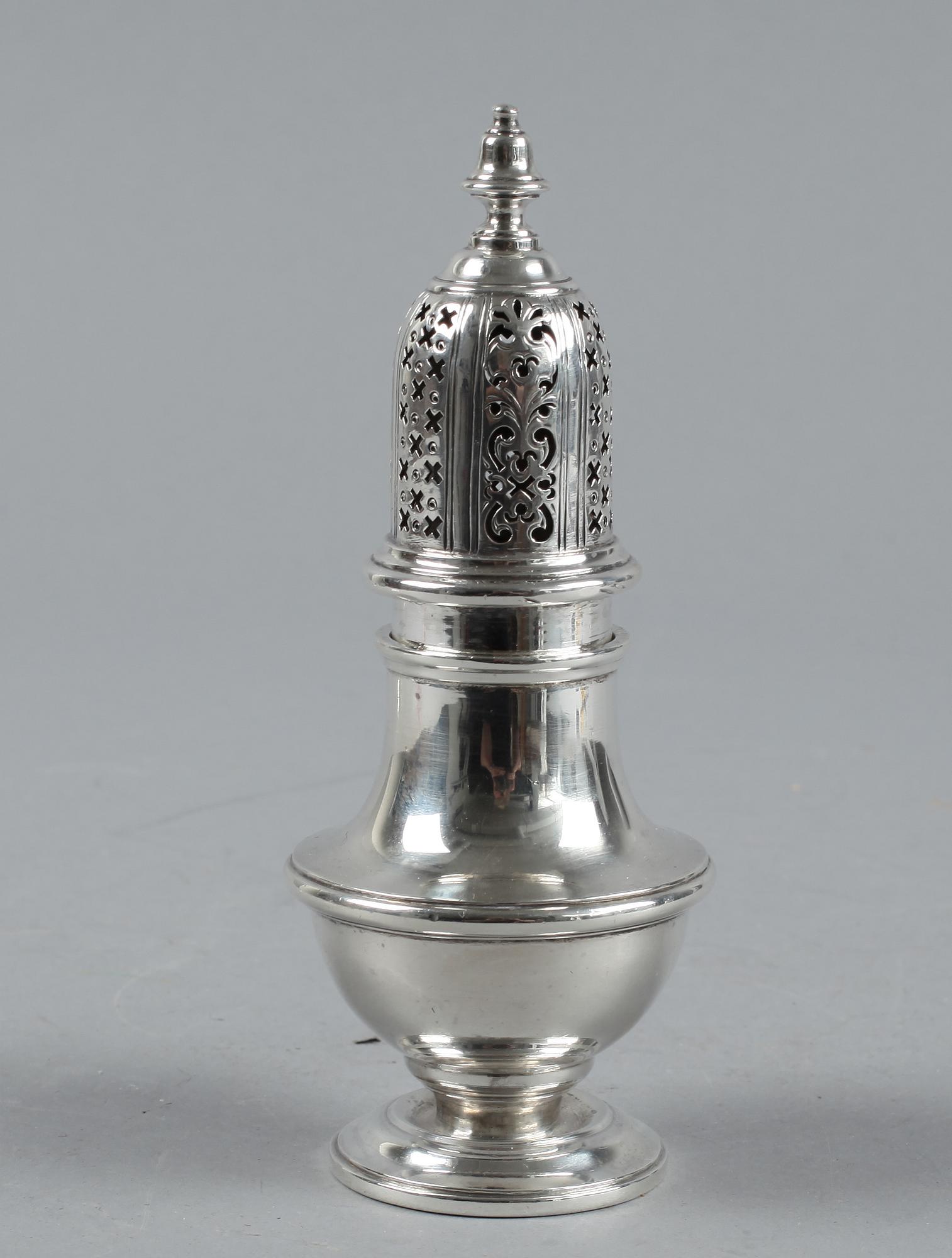 SOCKERRUSKA, silver, Chester, England. 1800/1900-tal. Ca 311 gr.