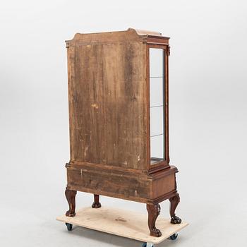 Display Cabinet in Louis XV Style, Mid/Late 20th Century.