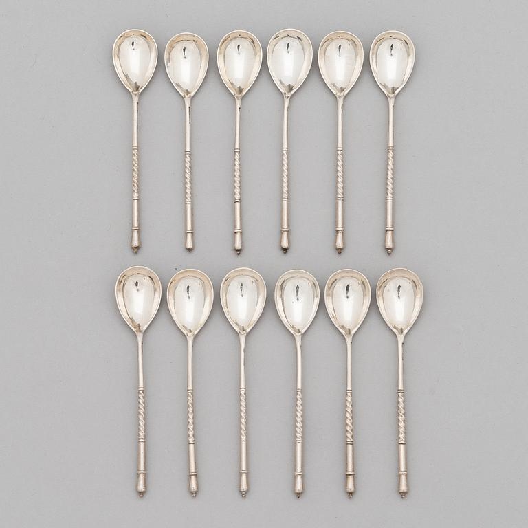 A set of 12 silver teaspoons, maker's mark of Vasily M. Ashmarin, Moscow 1894.