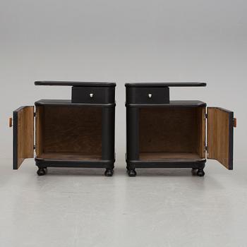 SÄNGBORD, ett par. 1930-tal.