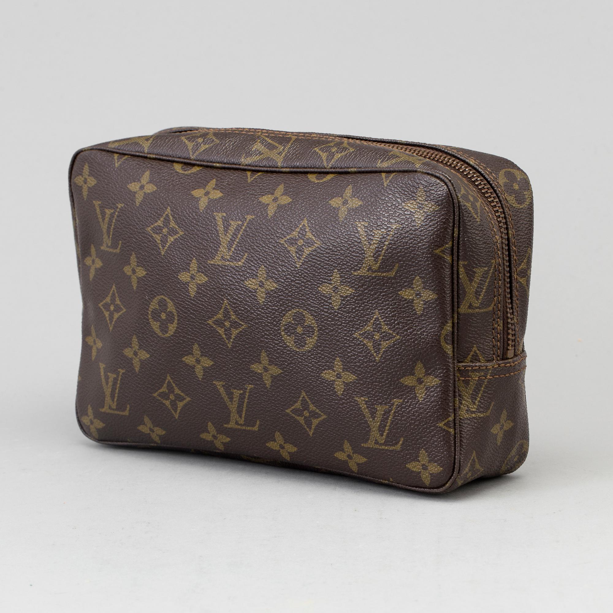 Louis Vuitton, toilet bag.