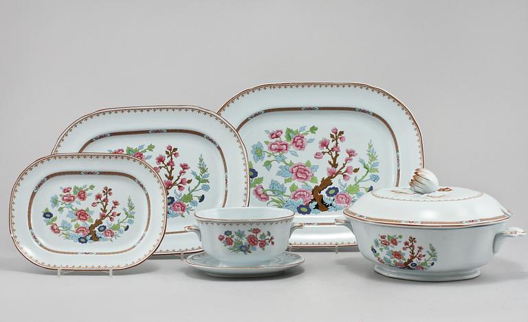 SERVISDELAR, 129 st, flintgods, "Lotus", Rörstrand, 1956-1971.