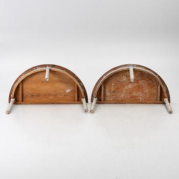 A pair of wall talbles, ca 1900.