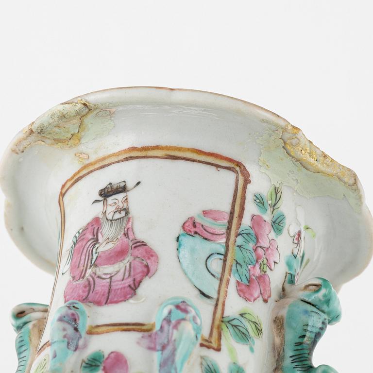 A pair of famille rose Canton vases and  a bowl, Qing dynasty, 19th Century.