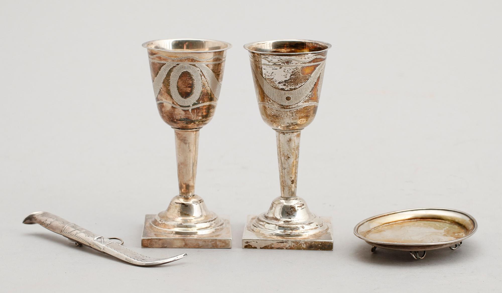 SILVERFÖREMÅL, 4 delar, 1800-/1900-tal. Vikt ca 167 g.