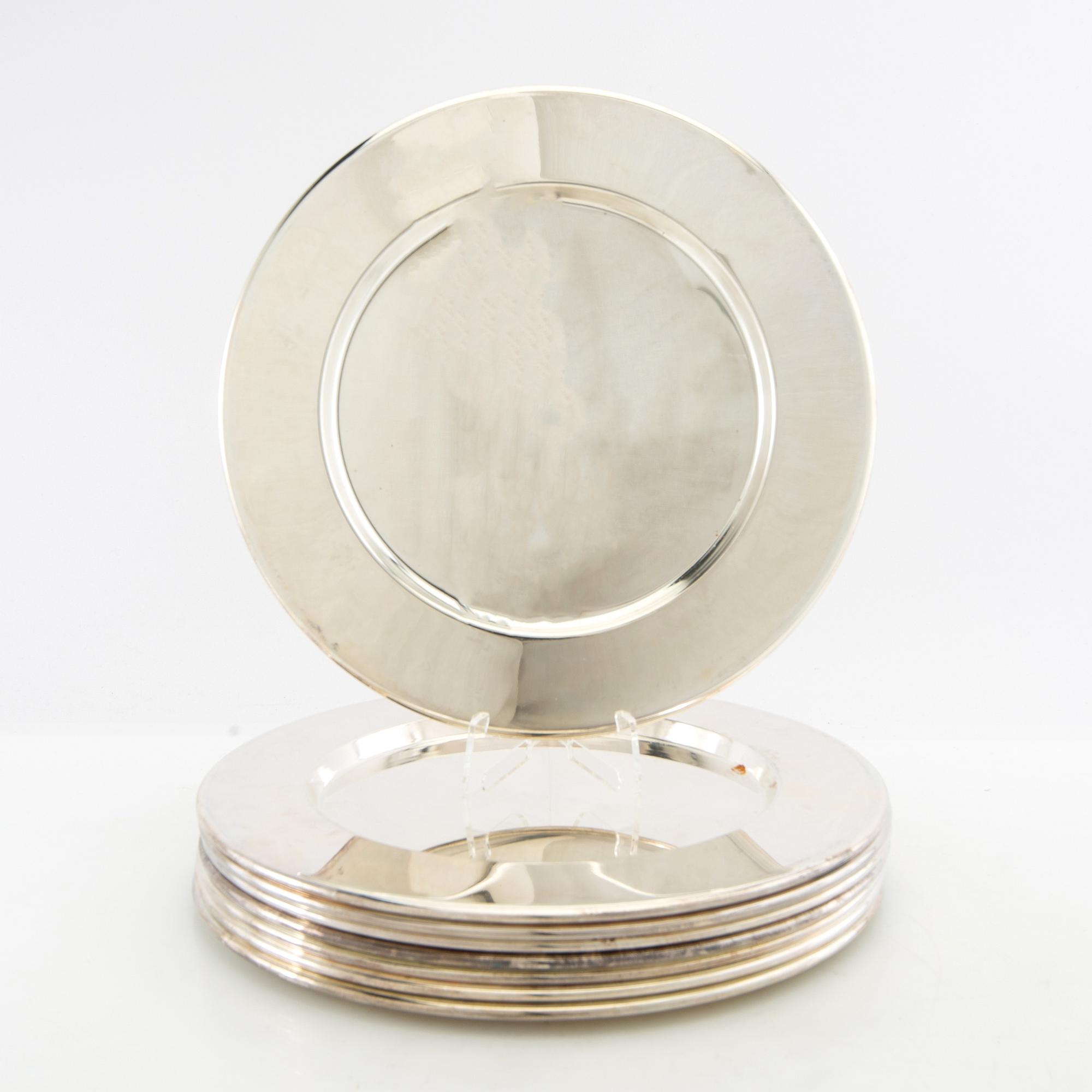 Dinner plates 8 pcs, second half of the 20th century.