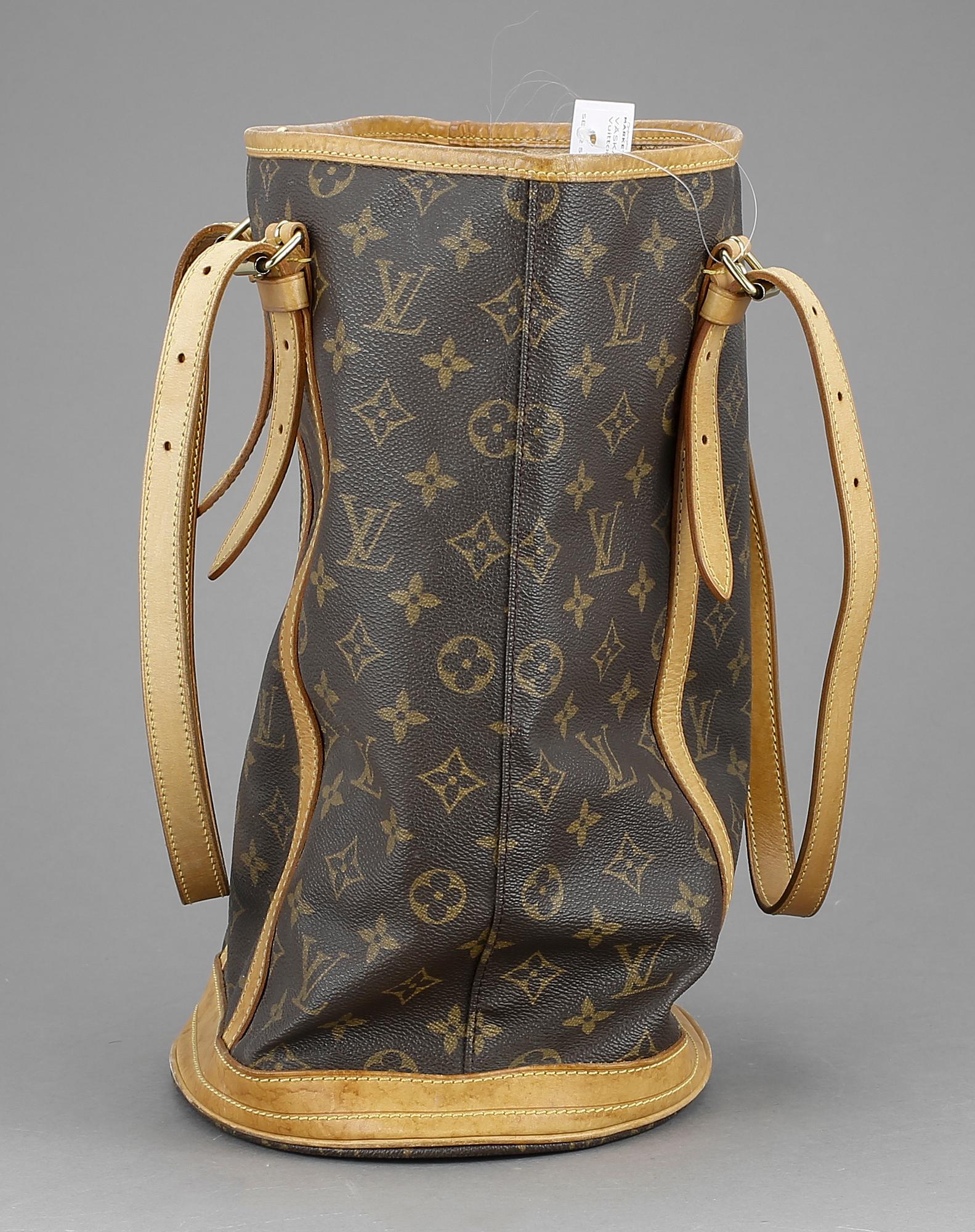 VÄSKA,"Grand Bucket", Louis Vuitton, 2000.
