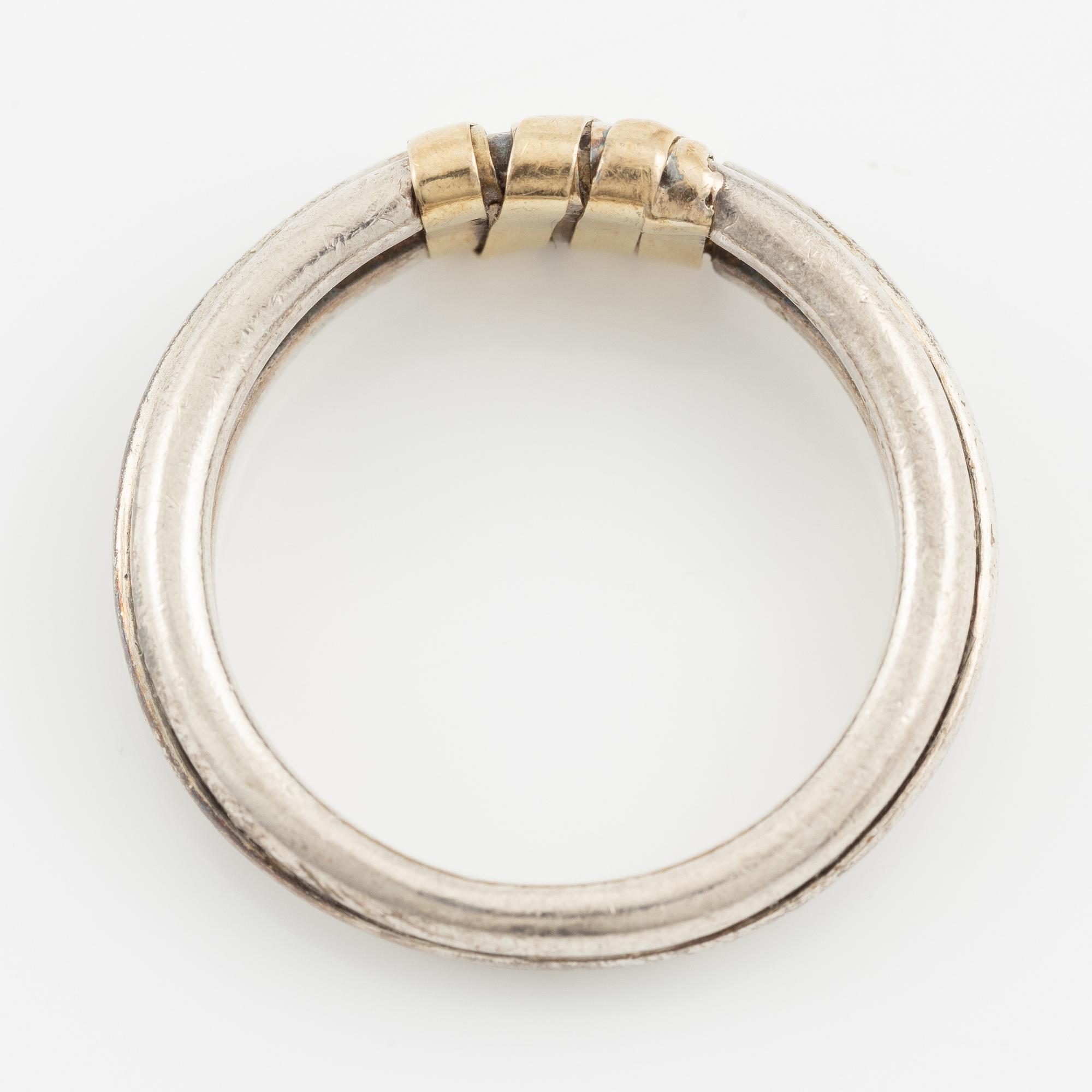 Ring, Cartier,  silver och 18K guld.