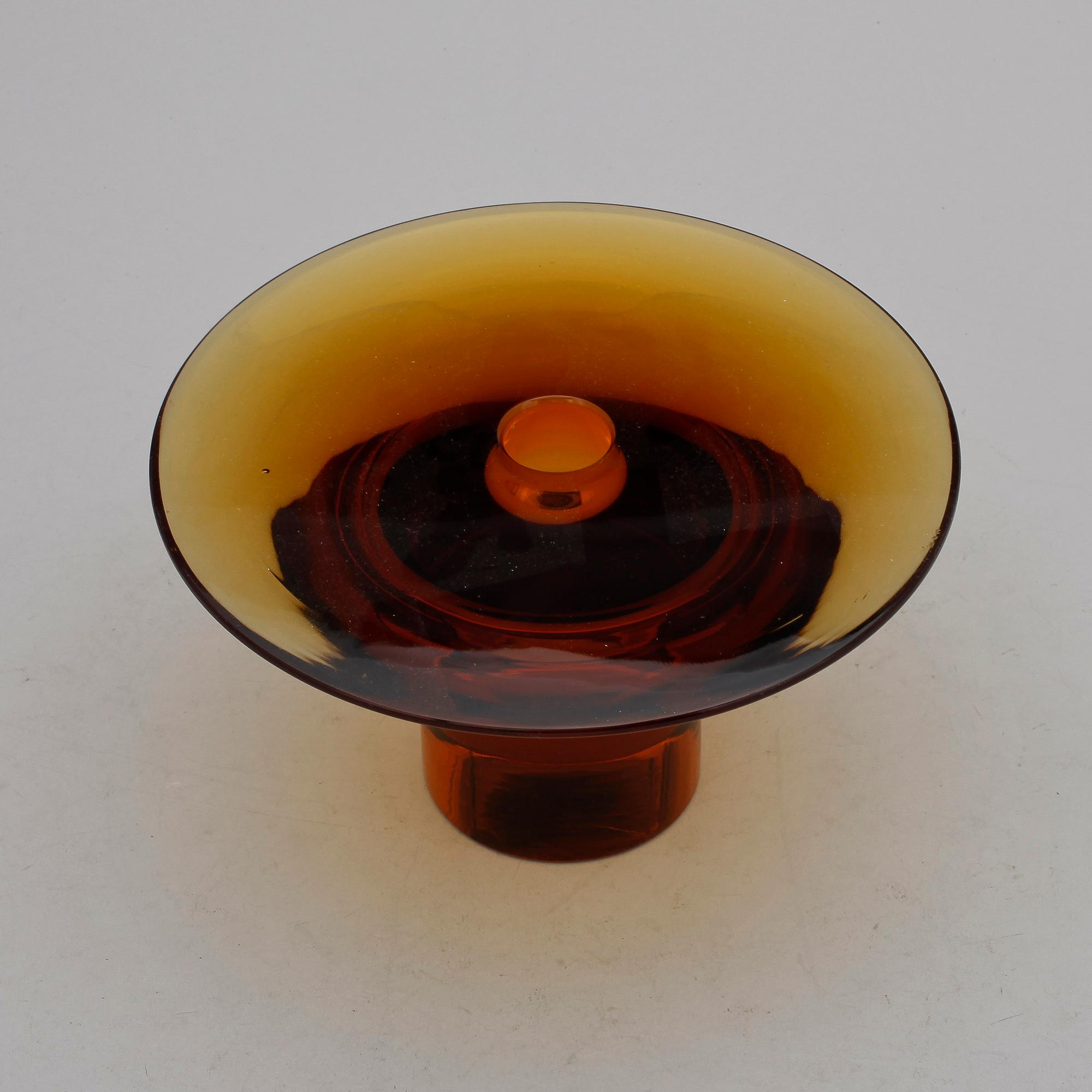 LJUSSTAKE, glas, "Ambra" signerad Nanny Still, Riihimäen Lasi.