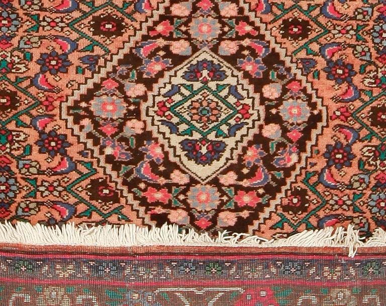 MATTA, orientalisk, ca 127 x 274 cm.