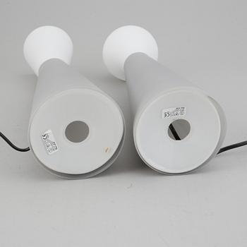 Klas Göran Tinbäck, a pair of glass table lights.