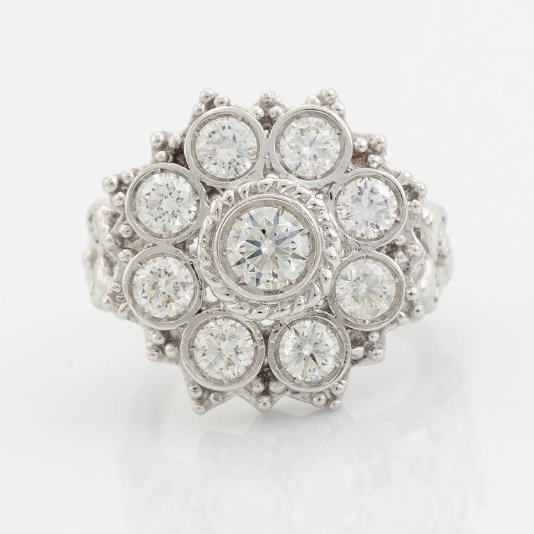 Brilliant cut diamond ring.