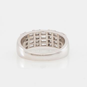 Stephen Foster, Ring platinum with diamonds approx. 1.21 ct total, London.