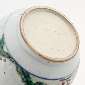 Flaska, porslin, Kina, Qingdynastin, Qianlong (1736-95).