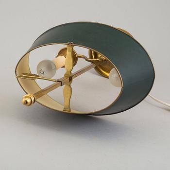 a mid 20th century tabe lamp.