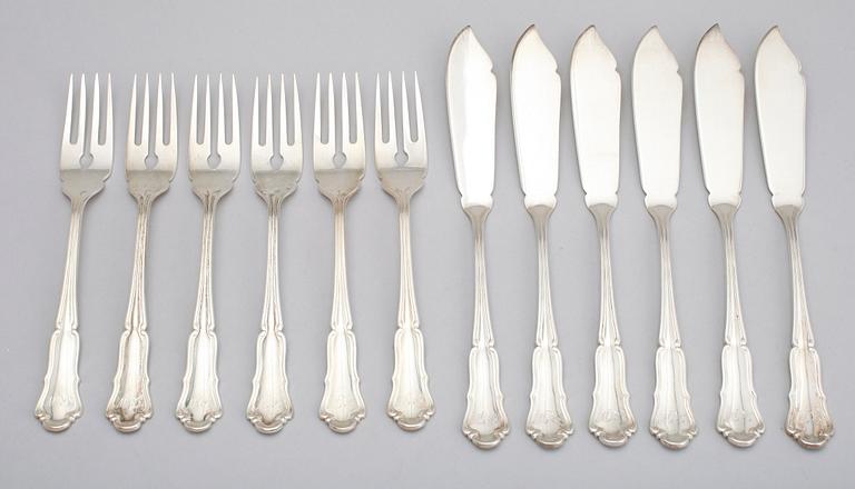 FISKBESTICK, 12 delar, silver, svenska stämplar 1938. Vikt  ca 585 g.