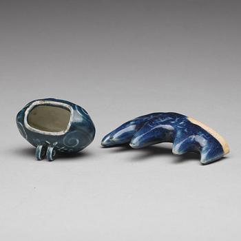 A blue glazed brush rest and a brush washer/birdcup, Qing dynasty (1644-1912).