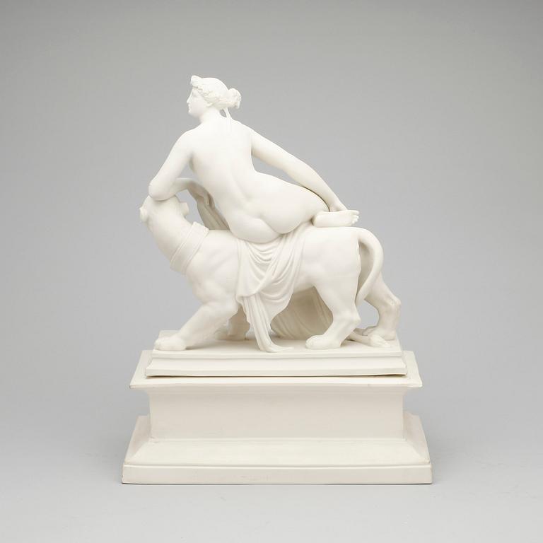 SKULPTUR, biskviporslin, 1900-talets första hälft.