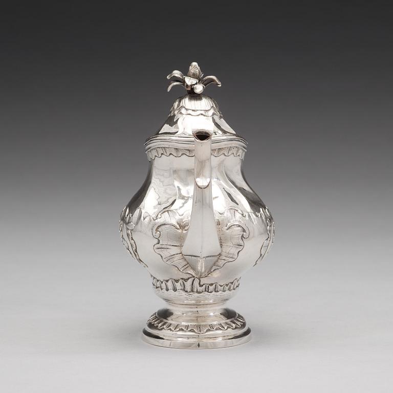 A Swedish 18th century silver tea-pot, mark of Magnus Myhrman, Åmål 1777.