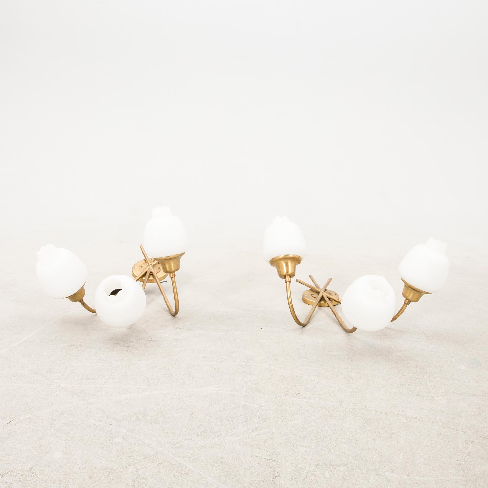 Wall sconces, a pair.