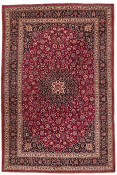 204. MATTO, a semi-antique Mashad, signed Saber, ca 512,5 x 343,5-345 cm (including 1,5-3 cm flat weave at the sides and.