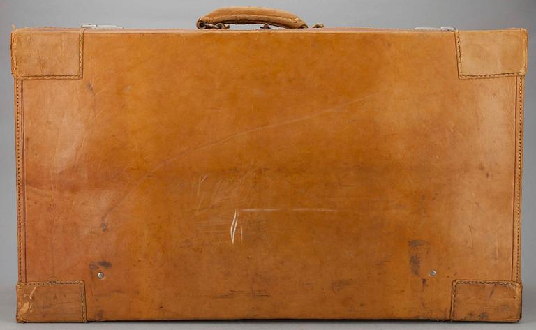 MATKALAUKKU, nahkaa, 1900-luvun keskivaihe.