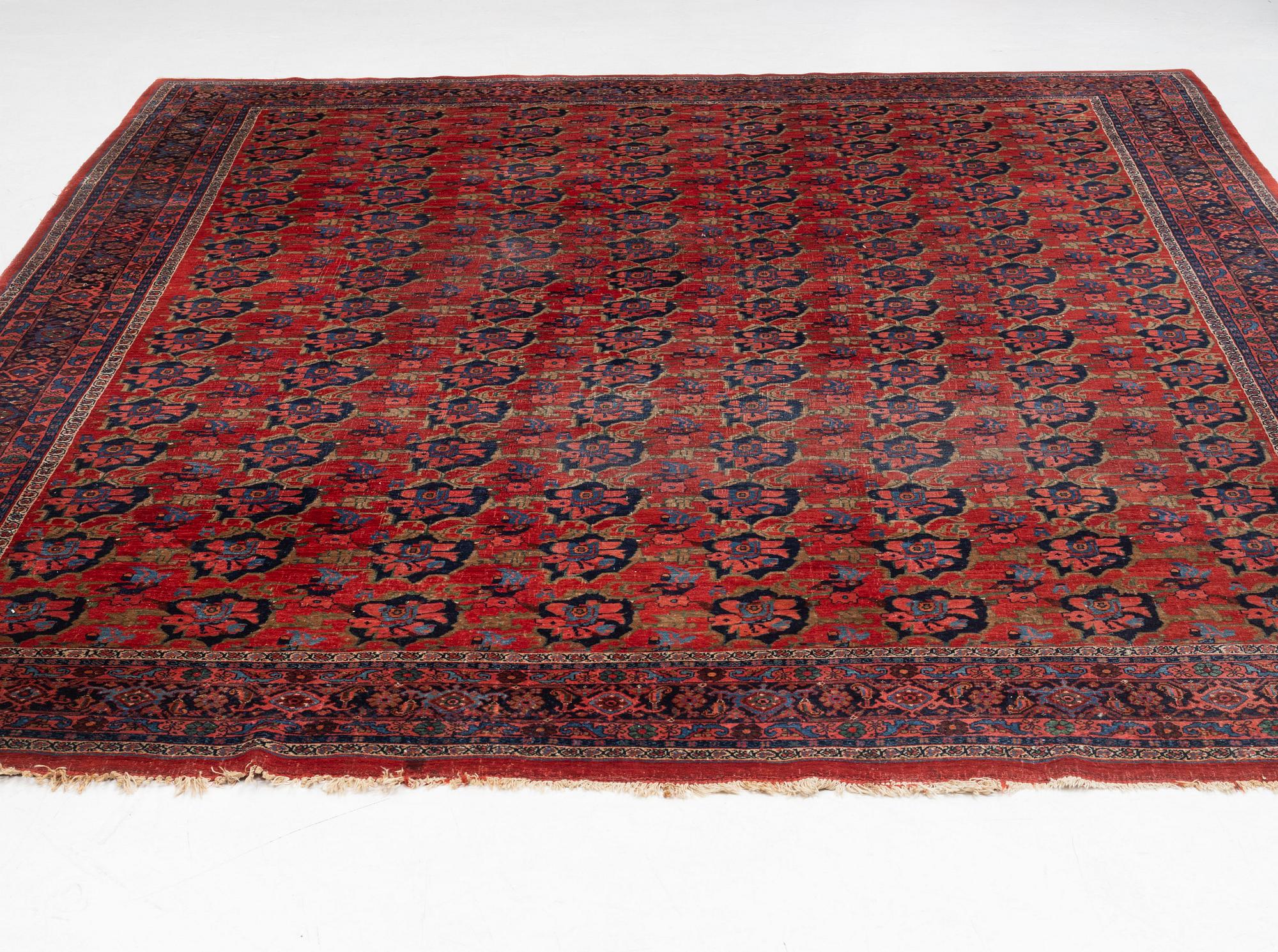 A carpet, Bidjar, circa 350 x 265 cm.