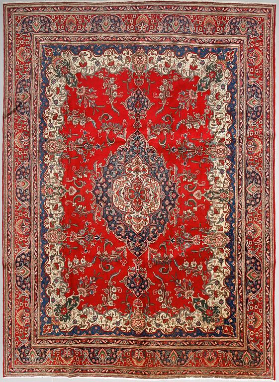 MATTA, Täbriz, old, ca 383 x 286 cm.