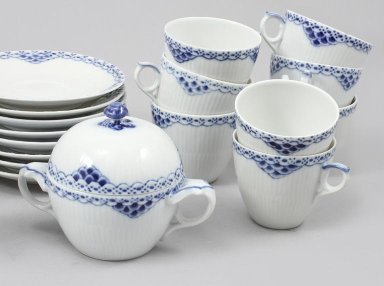 KAFFESERVIS, 25 delar, porslin, "Princess", Royal Copenhagen, 1900-tal.