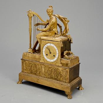 BORDSUR, empire. 1800-talets första hälft.