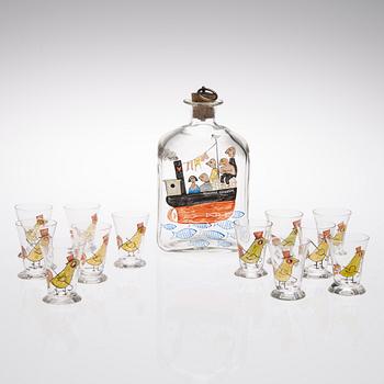 STARKVINSKARAFF, glas, sign. T.W. Iittala. -48, samt SNAPSGLAS, 12 ST, glas, design Tapio Wirkkala. Formgivna 1947.