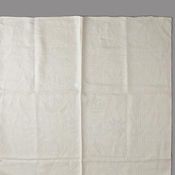 Augusta Skårman, duk, linnedamast, ca 244,5 x 155,5 cm, Gotland.