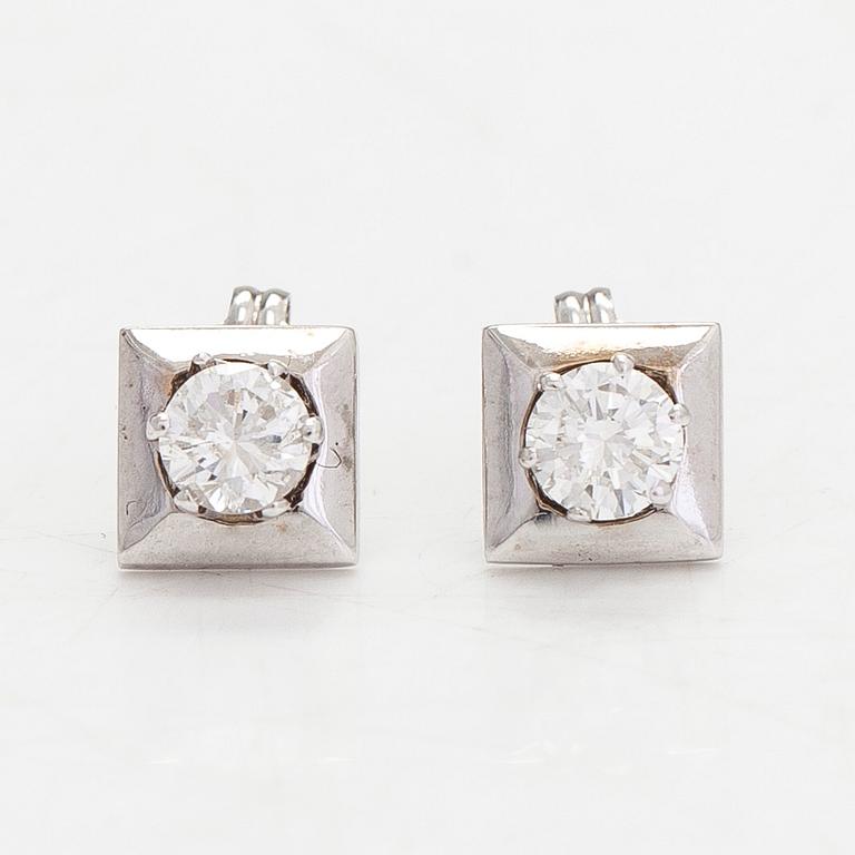 Earrings, 14K white gold, diamonds totalling approximately 0.79 ct.