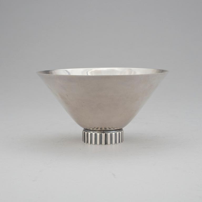 COHR & CO, Danmark. Skål, sterlingsilver, före 1987. Vikt ca 180 gram.