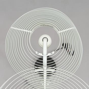Alvar Aalto, lattiavalaisin, malli A810, Artek, 1900-luvun loppu.