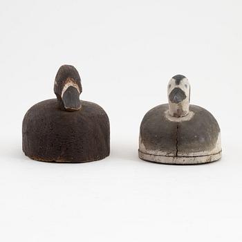 Two wooden decoy ducks, 20th Century.