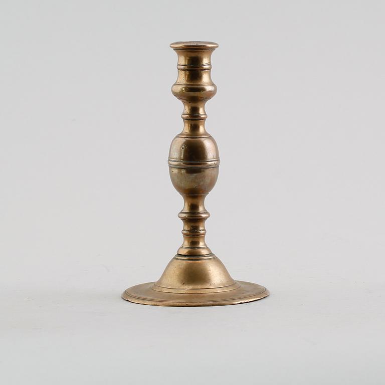 LJUSSTAKE, mässing, 1600-tal.