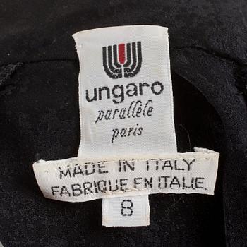 UNGARO, blus, italiensk storlek 8.